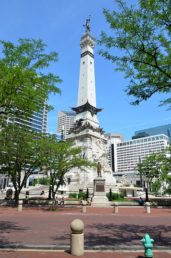 Monument Tour in Downtown Indianapolis